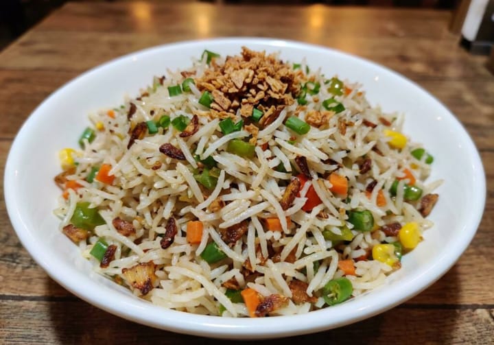 Veg Burnt Garlic Fried Rice